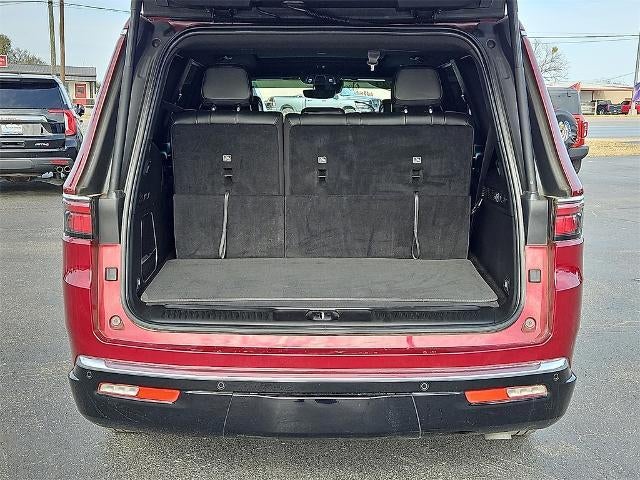 2024 Jeep Wagoneer Base