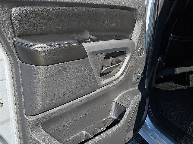 2015 Nissan Titan SL