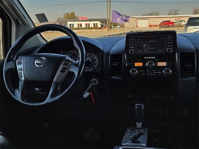 2015 Nissan Titan SL