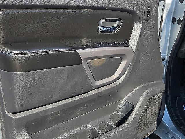 2015 Nissan Titan SL