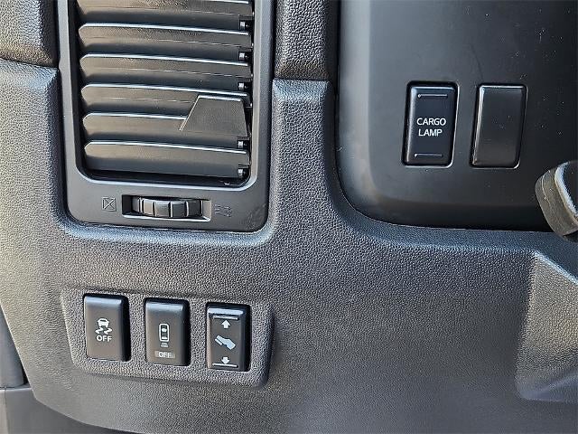 2015 Nissan Titan SL