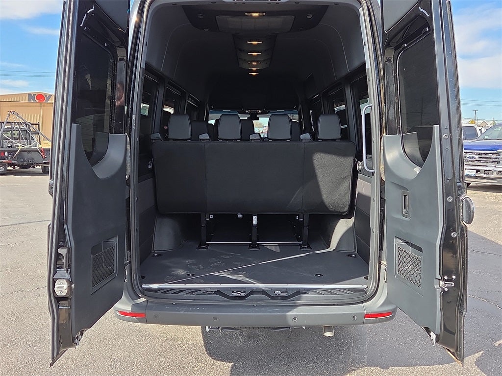 2025 Mercedes-Benz Sprinter 2500 Passenger 170 WB High Roof