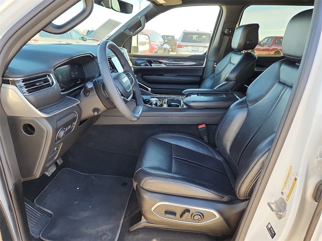 2022 Jeep Wagoneer Series II