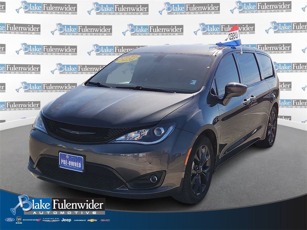 2020 Chrysler Pacifica Touring