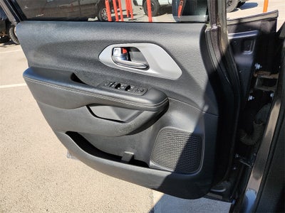 2020 Chrysler Pacifica Touring