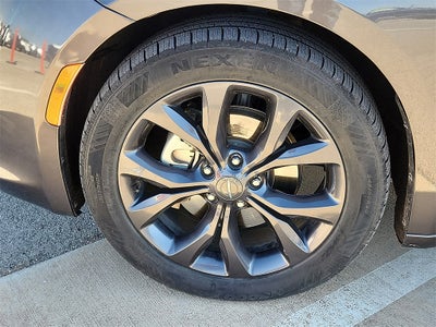 2020 Chrysler Pacifica Touring