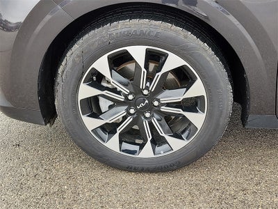 2024 Kia Carnival EX