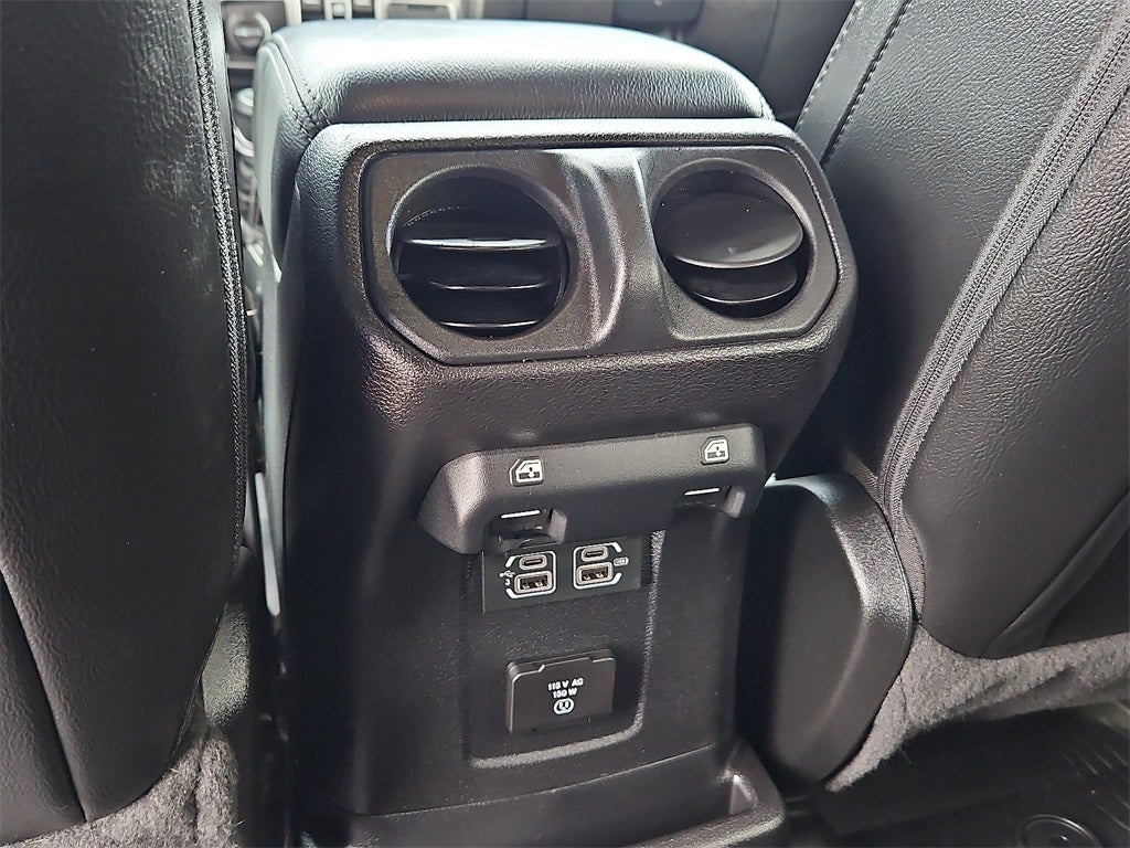 2020 Jeep Wrangler Unlimited Sahara 4X4