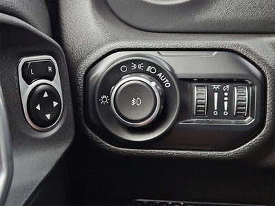 2020 Jeep Wrangler Unlimited Sahara 4X4