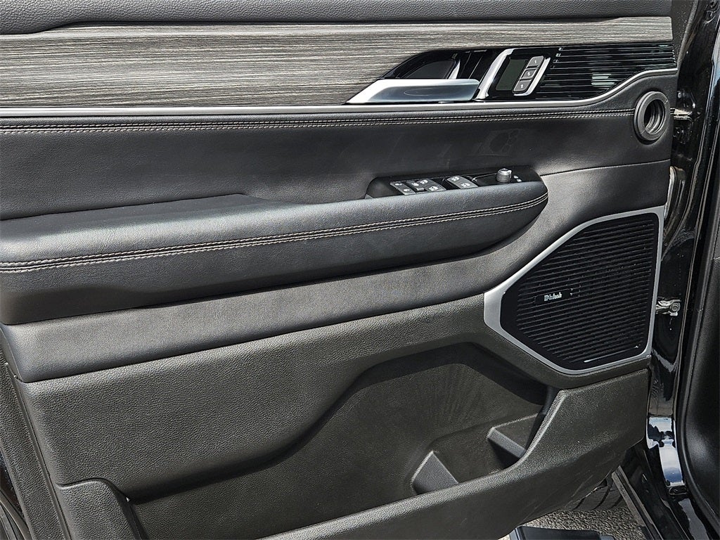 2024 Jeep Wagoneer Series III 4x4