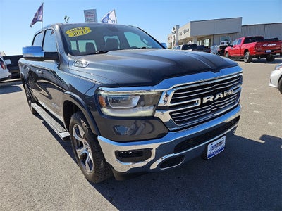 2019 RAM 1500 Laramie Crew Cab 4x4 5'7' Box