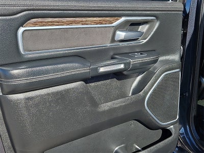 2019 RAM 1500 Laramie Crew Cab 4x4 5'7' Box