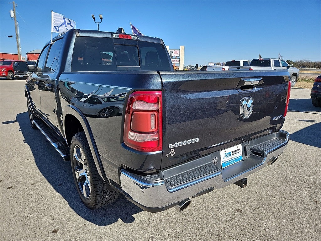 2019 RAM 1500 Laramie Crew Cab 4x4 5'7' Box