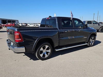 2019 RAM 1500 Laramie Crew Cab 4x4 5'7' Box