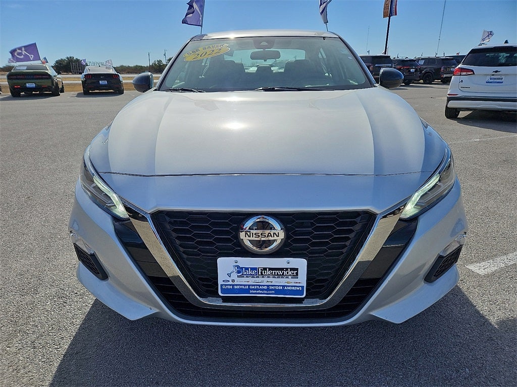 2022 Nissan Altima SR FWD