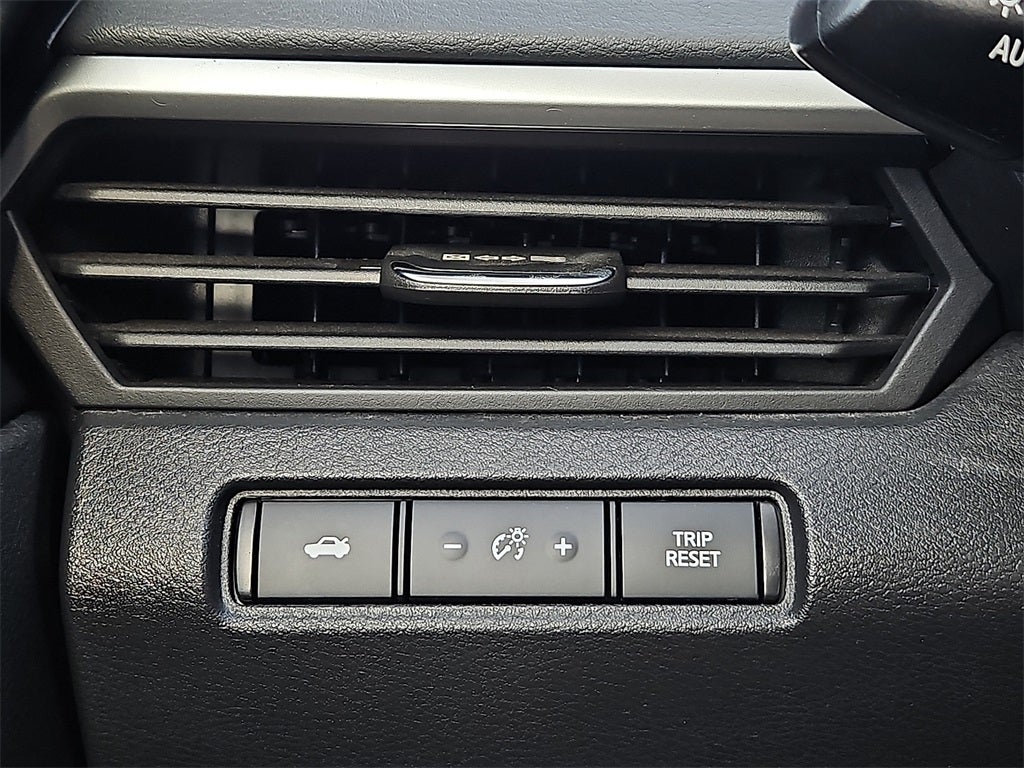 2022 Nissan Altima SR FWD