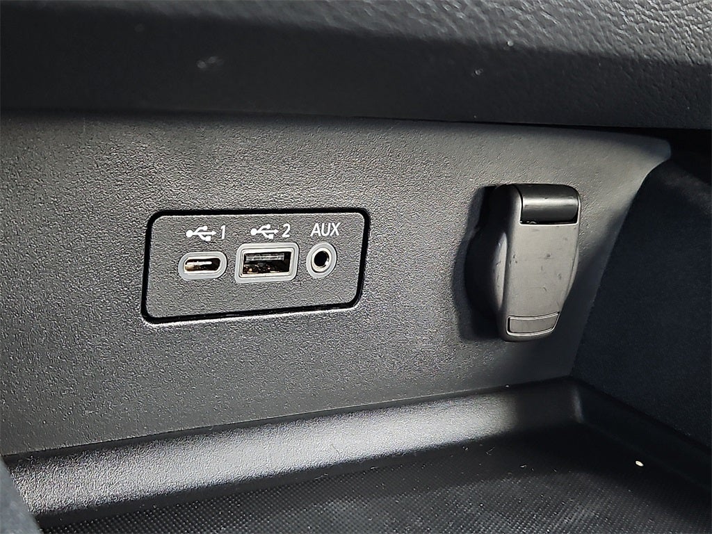 2022 Nissan Altima SR FWD