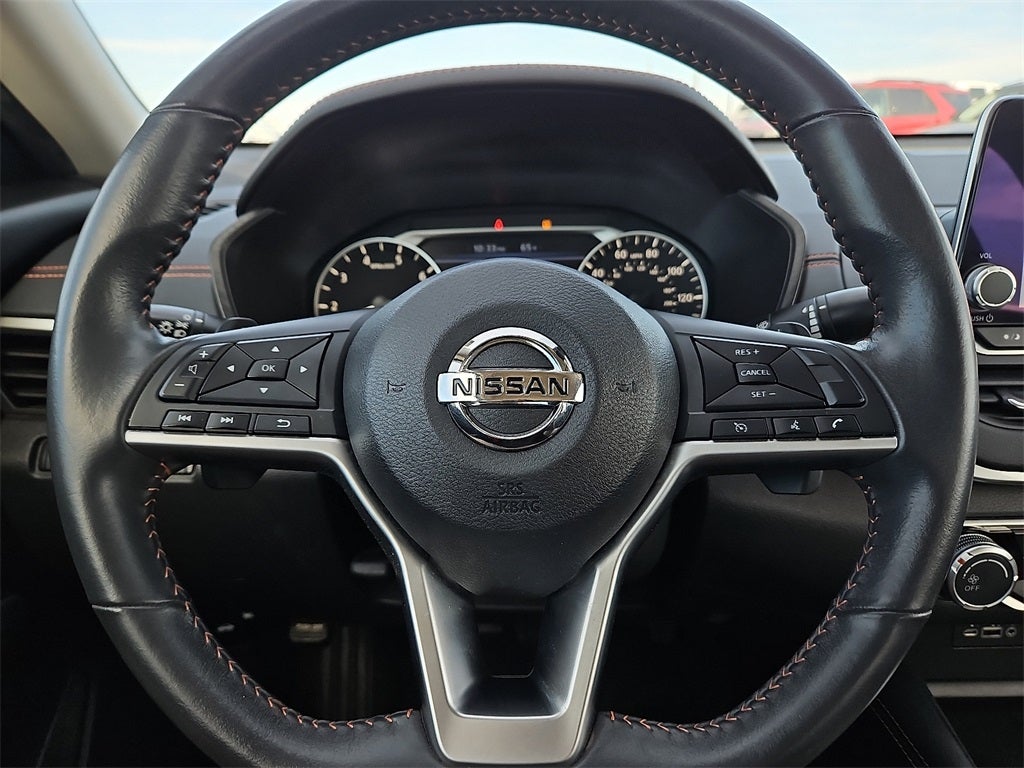 2022 Nissan Altima SR FWD