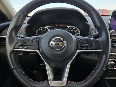 2022 Nissan Altima SR FWD