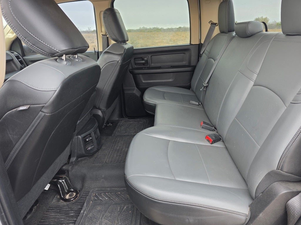 2020 RAM 2500 Tradesman Crew Cab 4X4 6'4' Box