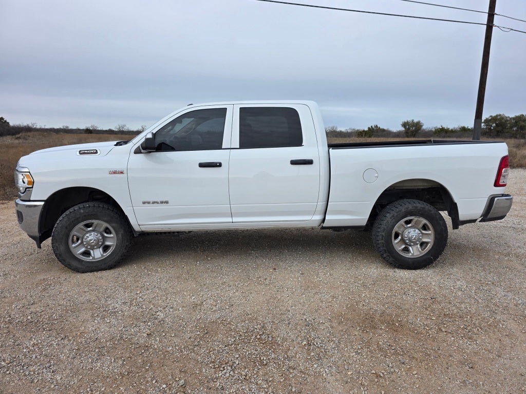 2020 RAM 2500 Tradesman Crew Cab 4X4 6'4' Box