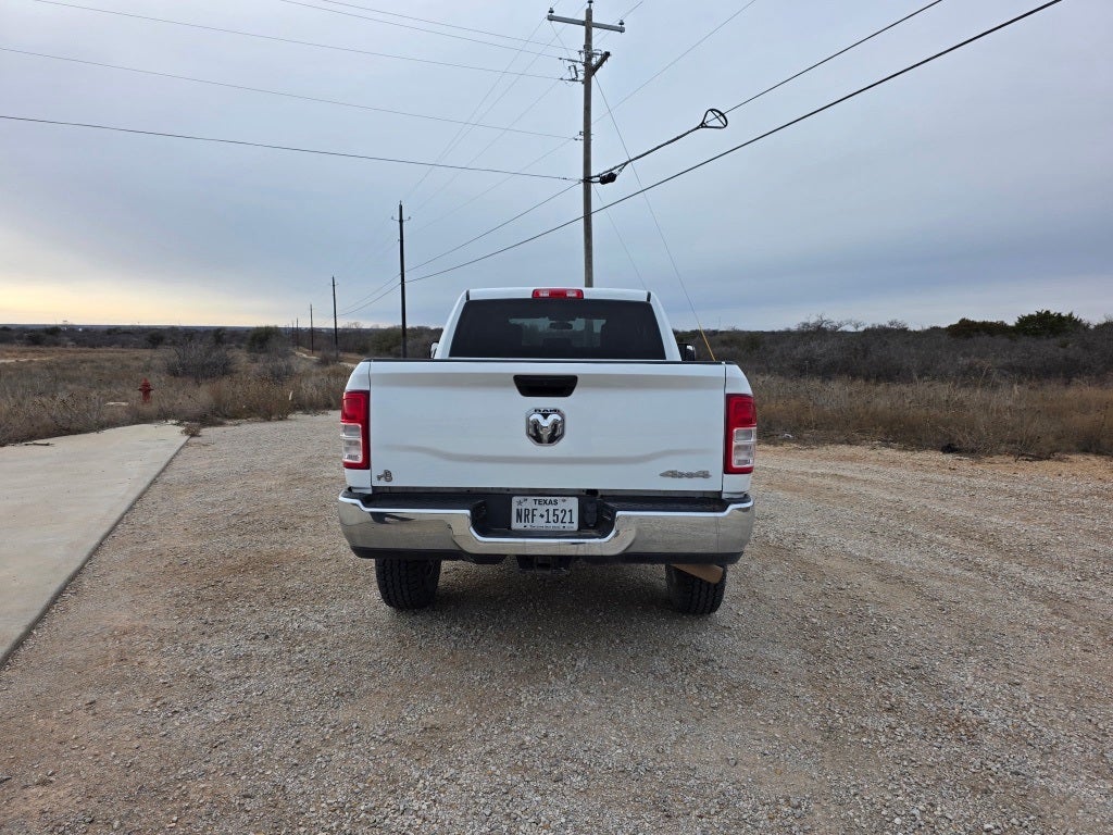 2020 RAM 2500 Tradesman Crew Cab 4X4 6'4' Box