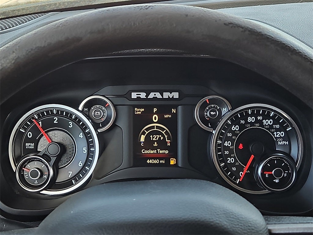 2020 RAM 2500 Tradesman Crew Cab 4X4 6'4' Box