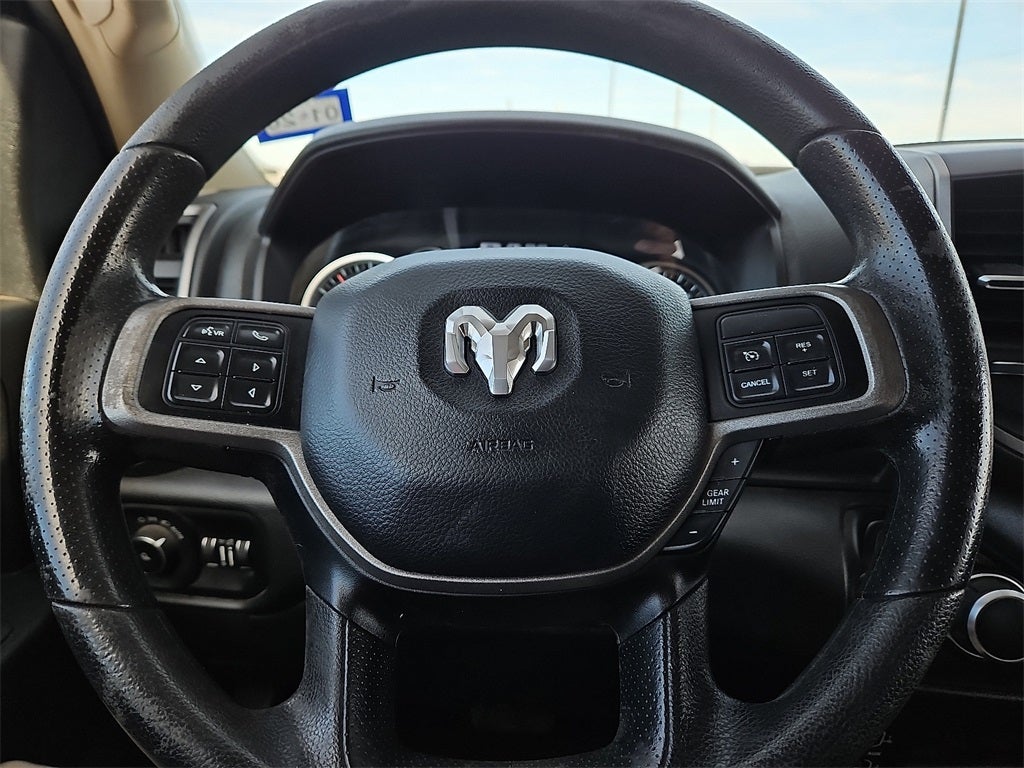 2020 RAM 2500 Tradesman Crew Cab 4X4 6'4' Box