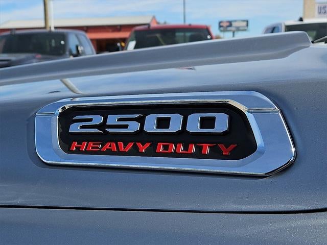 2020 RAM 2500 Tradesman Crew Cab 4X4 6'4' Box