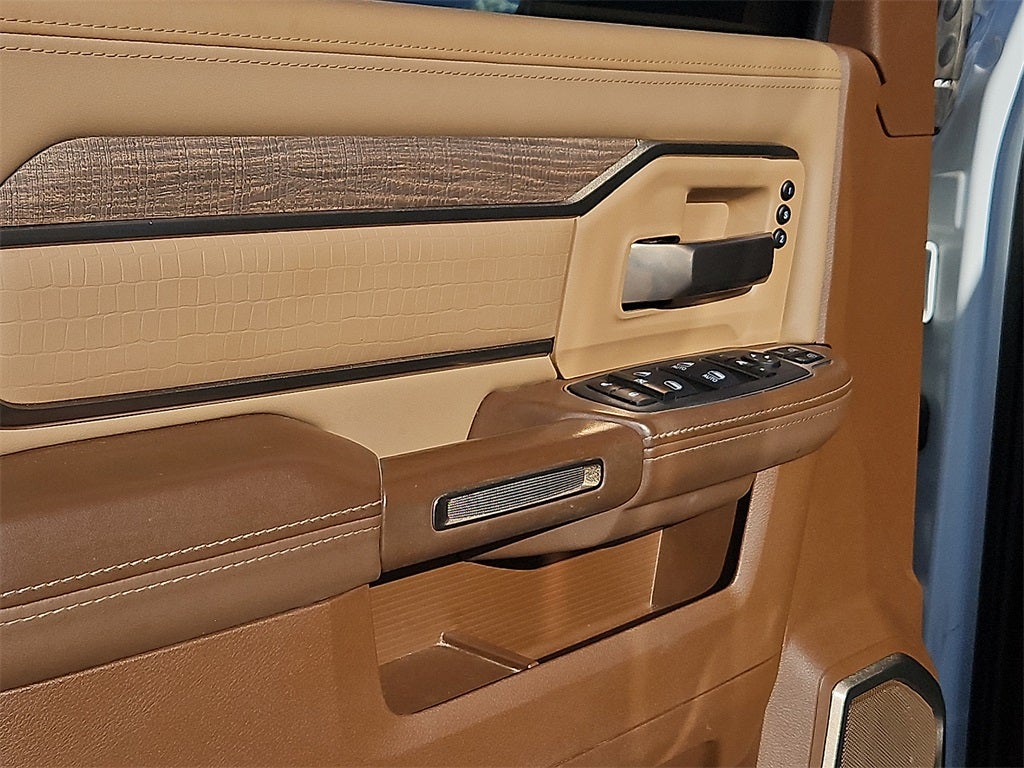 2023 RAM 2500 Limited Longhorn Crew Cab 4x4 6'4' Box