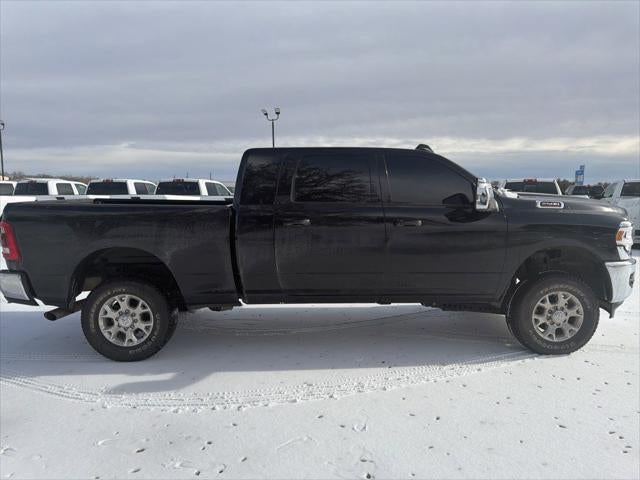 2024 RAM 2500 Laramie Crew Cab 4x4 6'4' Box