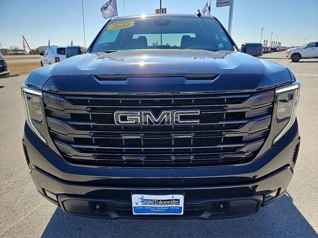 2022 GMC Sierra 1500 4WD Crew Cab Short Box Elevation