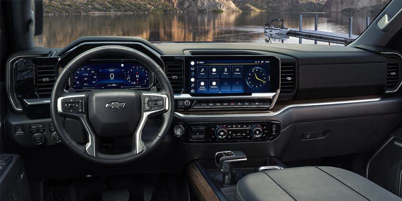 Chevrolet Silverado 1500 interior view